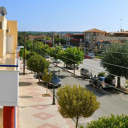 ホテル Adonis Kallithea  エクステリア 写真